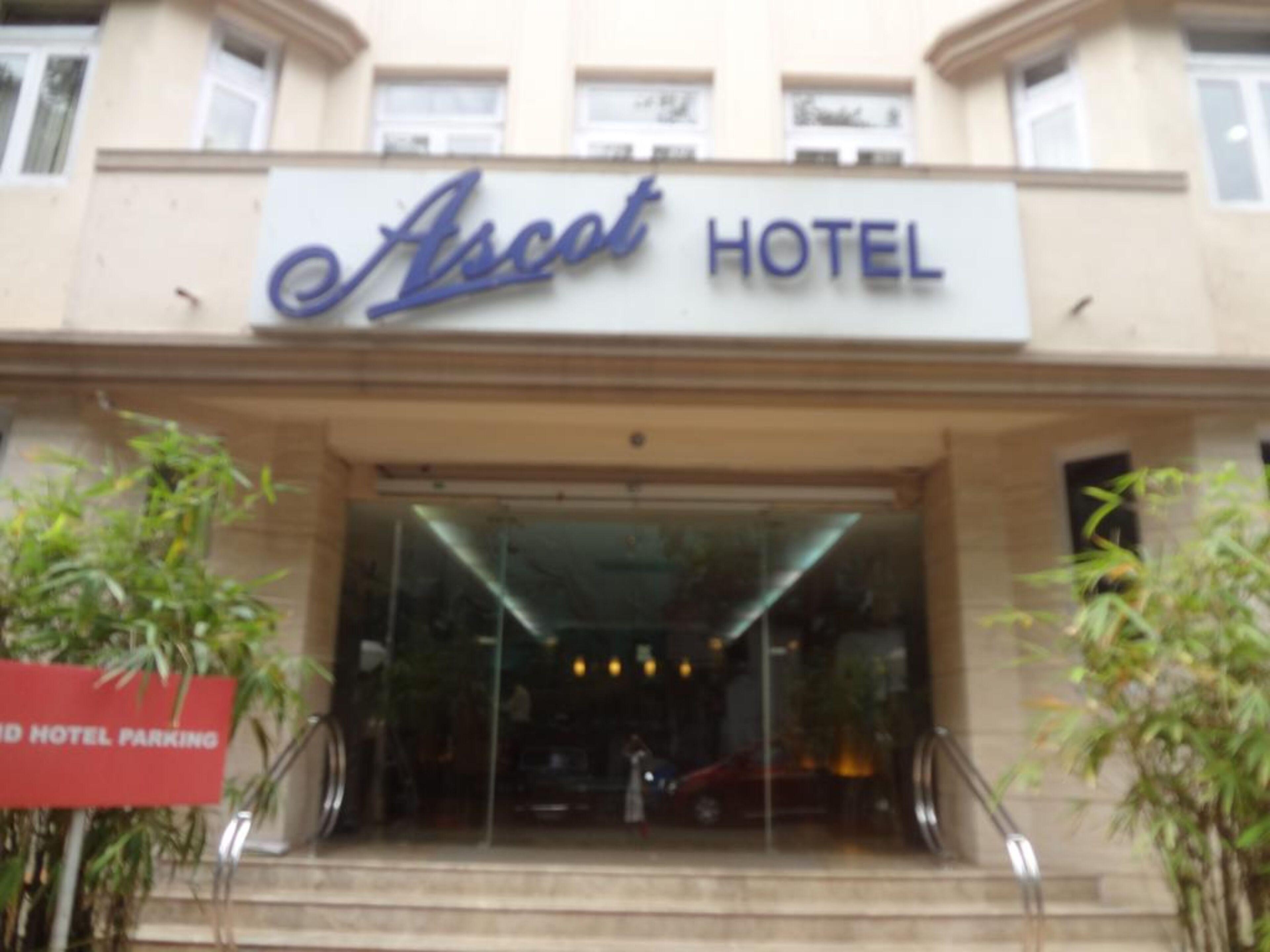 Ascot Hotel — Photos 1